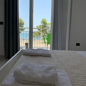 Отель Sunny Breeze